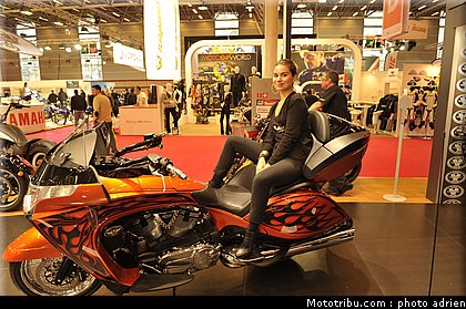 victory_007_salon_de_la_moto_paris_2011.jpg