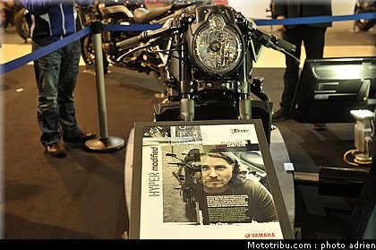 yamaha_011_salon_de_la_moto_paris_2011.jpg