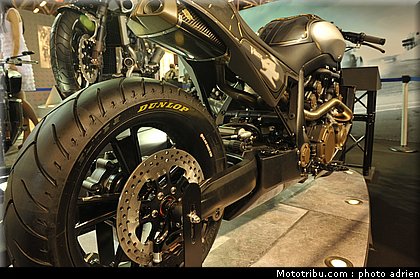 yamaha_013_salon_de_la_moto_paris_2011.jpg