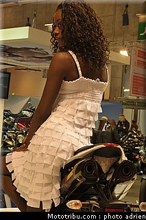 yamaha_027_salon_de_la_moto_paris_2011.jpg