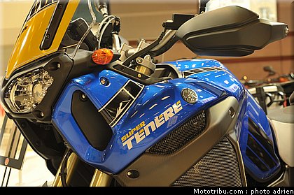 yamaha_031_salon_de_la_moto_paris_2011.jpg