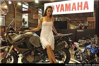 yamaha_033_salon_de_la_moto_paris_2011.jpg