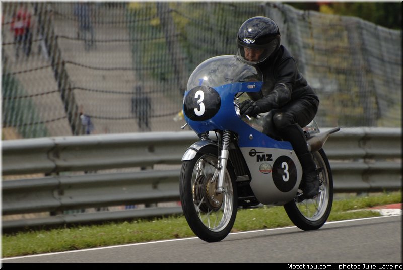 bikers_classics_gp1_gp2_034_2010