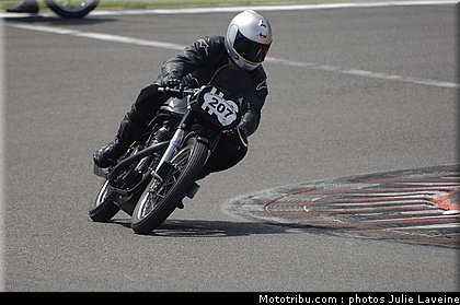 bikers_classics_parade_06_2010.JPG