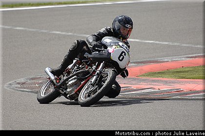 bikers_classics_parade_17_2010.JPG