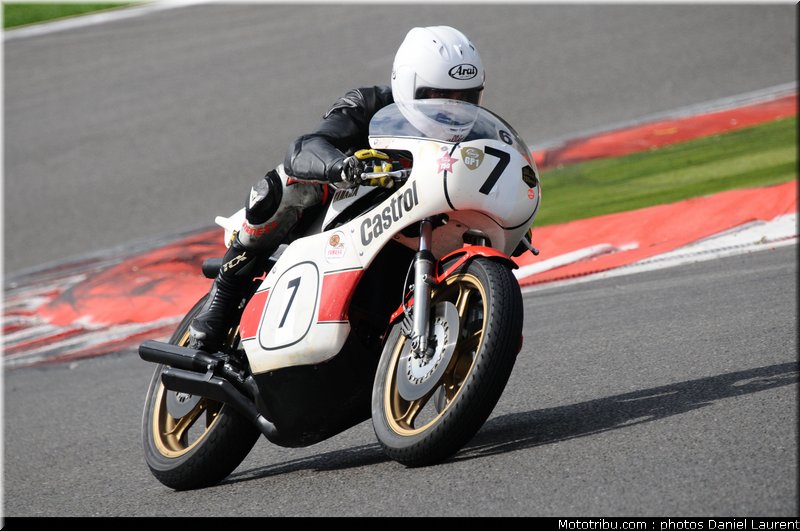 bikers_classics_moto_spa_francorchamps_2011_009