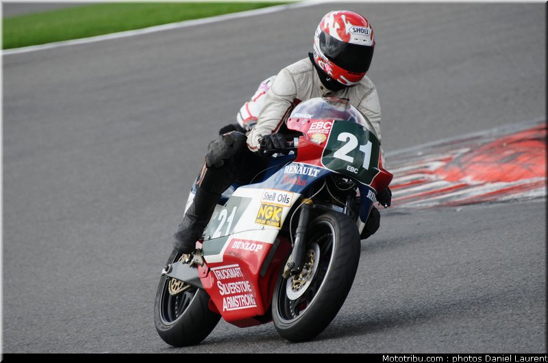 bikers_classics_moto_spa_francorchamps_2011_012
