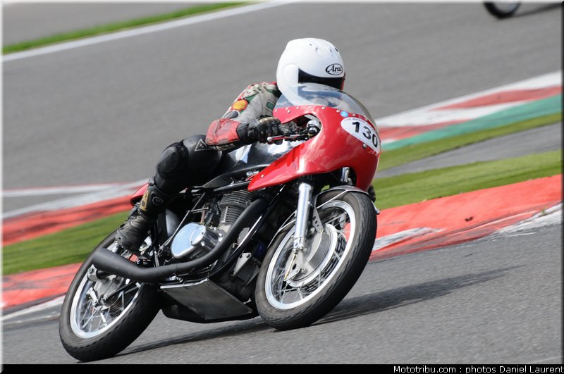 bikers_classics_moto_spa_francorchamps_2011_043