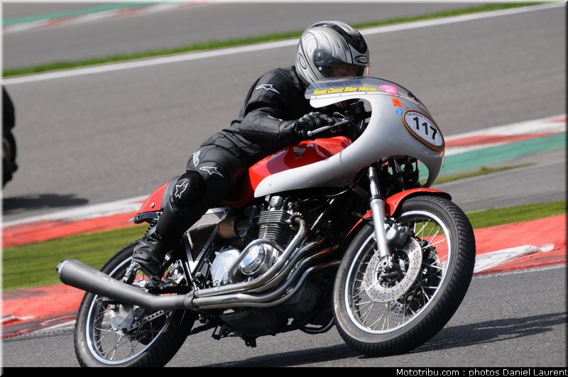 bikers_classics_moto_spa_francorchamps_2011_050