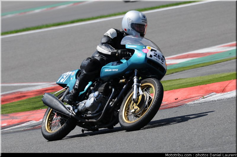 bikers_classics_moto_spa_francorchamps_2011_074