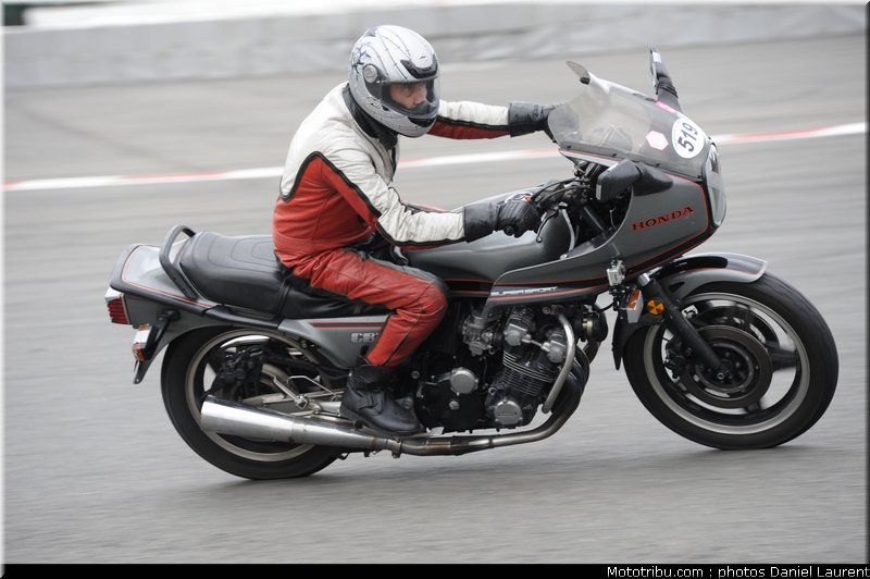 bikers_classics_moto_spa_francorchamps_2011_078