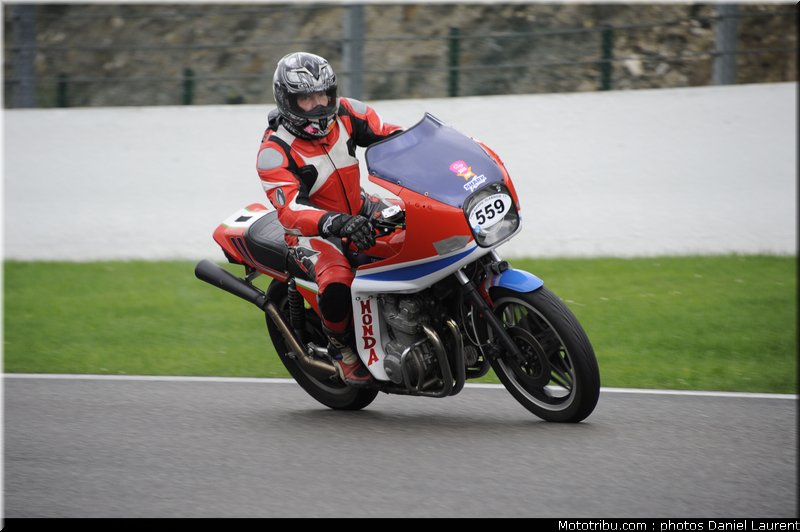 bikers_classics_moto_spa_francorchamps_2011_083