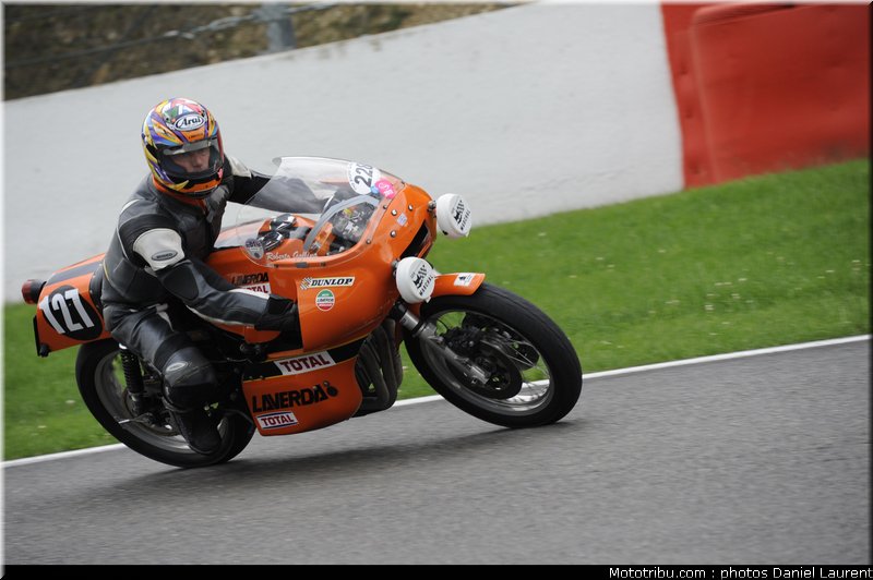 bikers_classics_moto_spa_francorchamps_2011_156