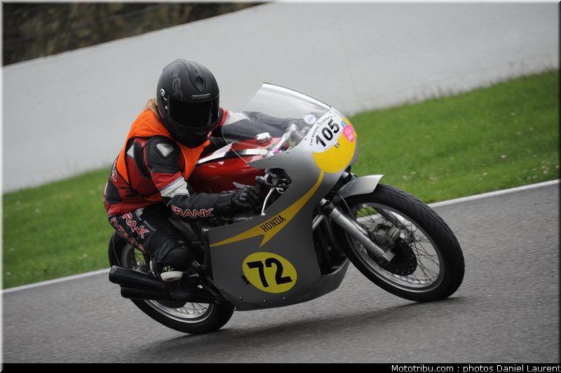 bikers_classics_moto_spa_francorchamps_2011_165