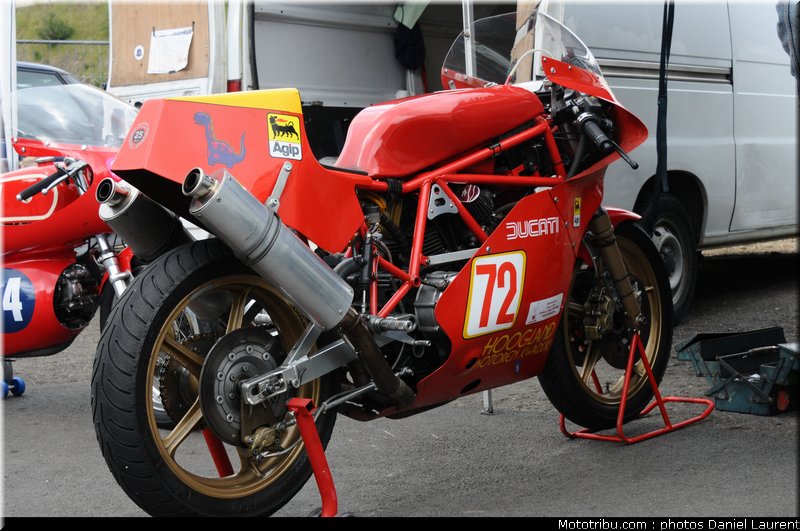 bikers_classics_paddock_spa_francorchamps_2011_013
