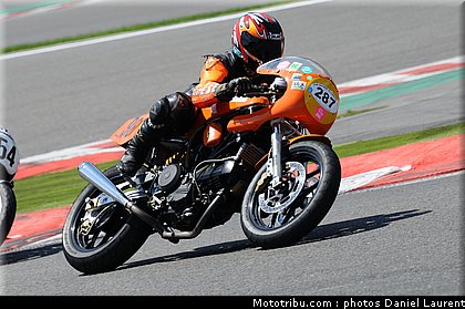 bikers_classics_moto_spa_francorchamps_2011_075.JPG