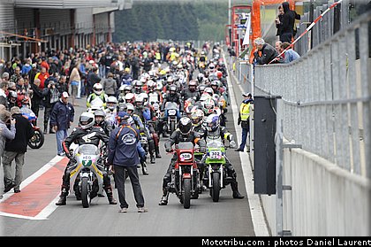 bikers_classics_paddock_spa_francorchamps_2011_004.JPG