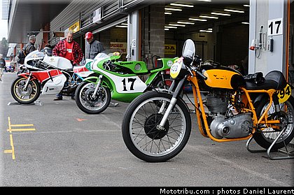 bikers_classics_paddock_spa_francorchamps_2011_016.JPG