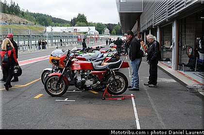 bikers_classics_paddock_spa_francorchamps_2011_022.JPG