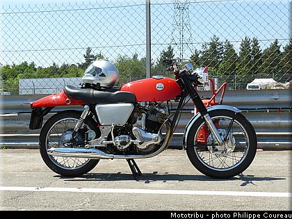 coupes_moto_legende_2012_0350.jpg