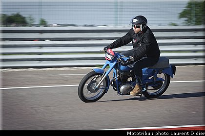 coupes_moto_legende_2012_0048.jpg
