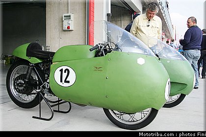 050_HM0E0310.JPG