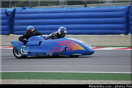 182_HM0E2113.JPG