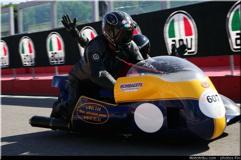 side_car_081_200_miglia_imola_revival_2011