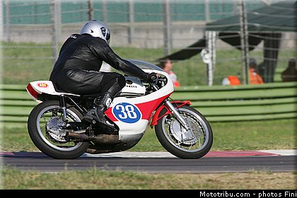 200_miglia_imola_2012_0119.jpg