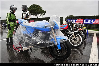 sunday_ride_classic_paddock_adrien_006_2010.JPG