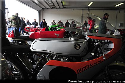 sunday_ride_classic_paddock_adrien_030_2010.JPG