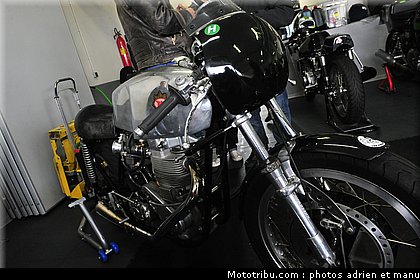 sunday_ride_classic_paddock_adrien_059_2010.JPG