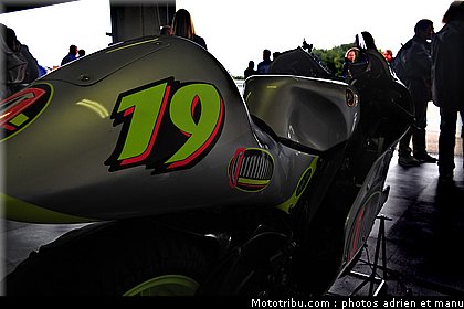 sunday_ride_classic_paddock_adrien_065_2010.JPG