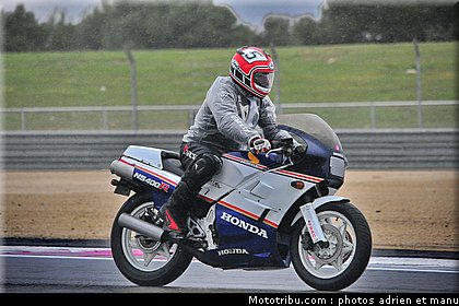 sunday_ride_classic_piste_adrien_0017_2010.JPG