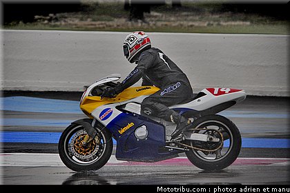 sunday_ride_classic_piste_adrien_0118_2010.JPG