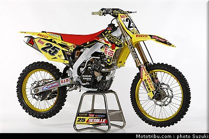 desalle_suzuki_mx1_2010_036.JPG