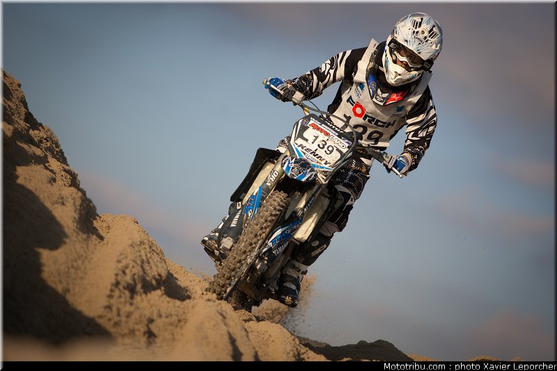 brossier_001_beach_cross_berck_sur_mer_2011