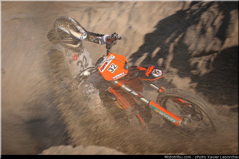 caillet_001_beach_cross_berck_sur_mer_2011