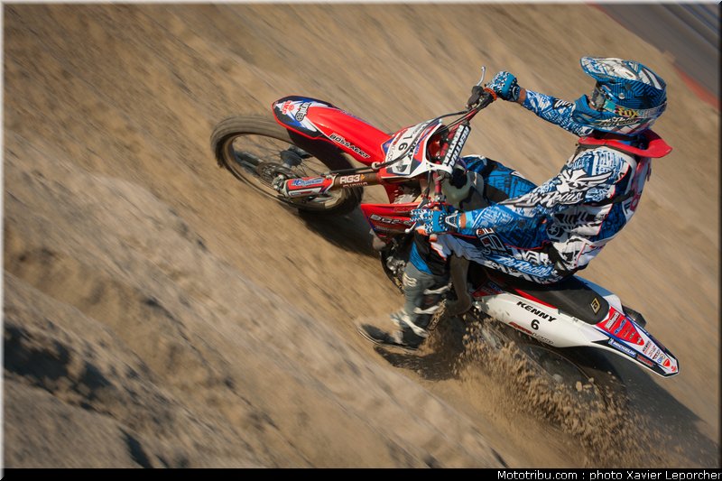 demester_004_beach_cross_berck_sur_mer_2011
