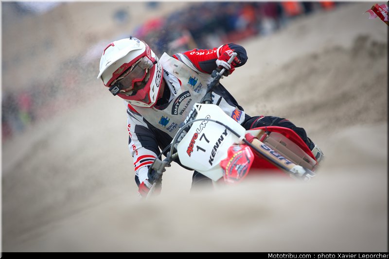 gembala_002_beach_cross_berck_sur_mer_2011