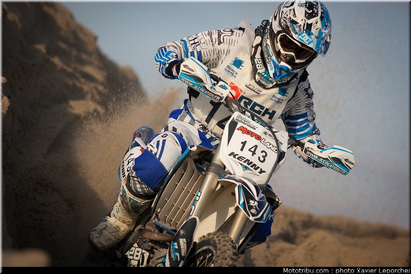 leturgez_002_beach_cross_berck_sur_mer_2011
