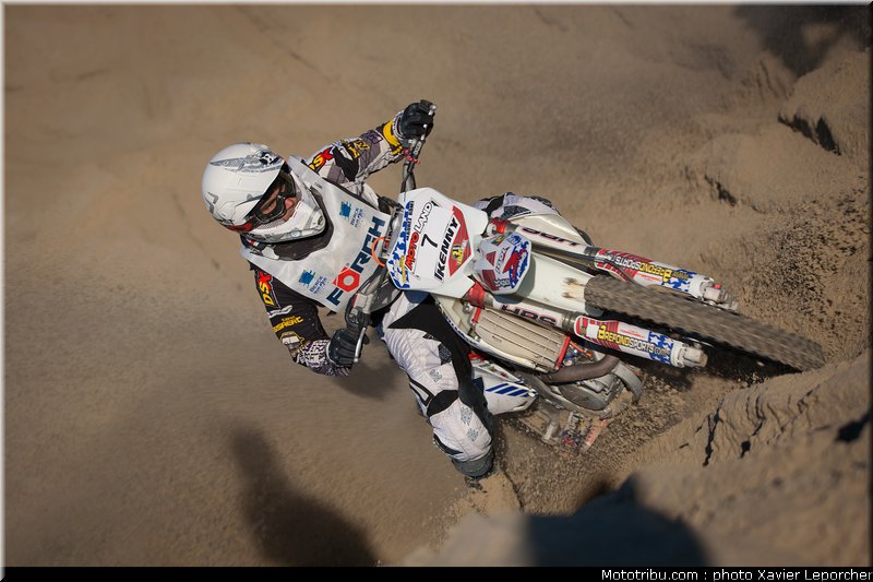 maurez_001_beach_cross_berck_sur_mer_2011