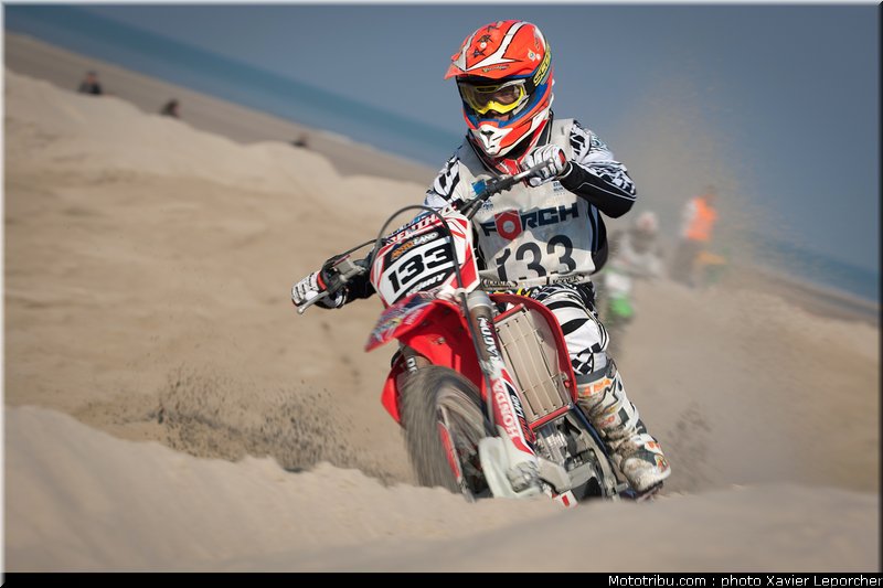 meplon_002_beach_cross_berck_sur_mer_2011