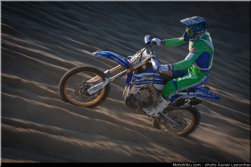 mousse_004_beach_cross_berck_sur_mer_2011