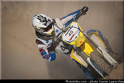 de_doncker_001_beach_cross_berck_sur_mer_2011.jpg