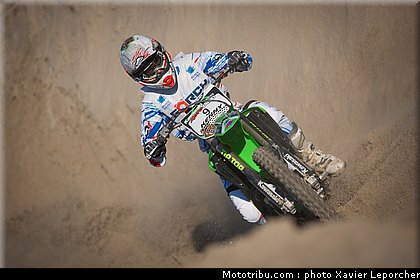 leclabart_001_beach_cross_berck_sur_mer_2011.jpg