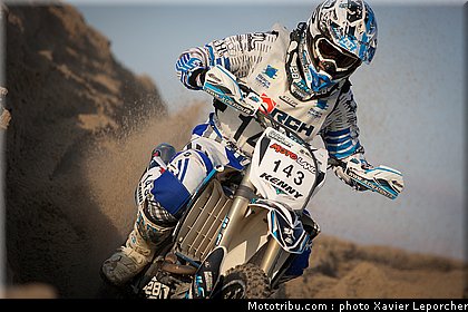 leturgez_002_beach_cross_berck_sur_mer_2011.jpg