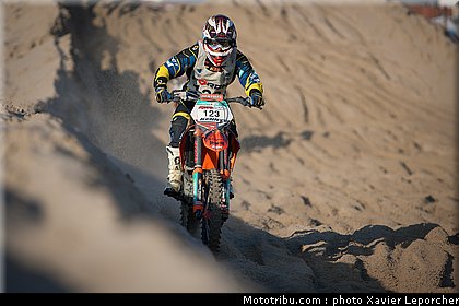 lieber_c_001_beach_cross_berck_sur_mer_2011.jpg