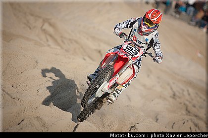 meplon_003_beach_cross_berck_sur_mer_2011.jpg