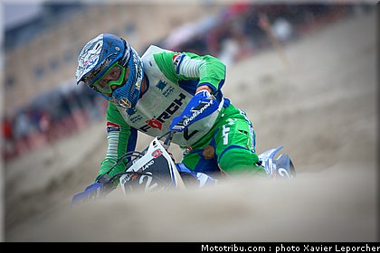 mousse_007_beach_cross_berck_sur_mer_2011.jpg